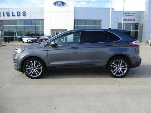 2022 Ford Edge Titanium
