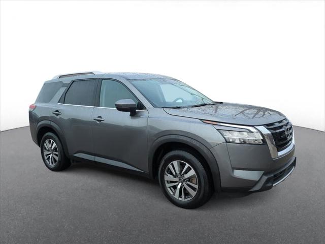 2023 Nissan Pathfinder SL 4WD