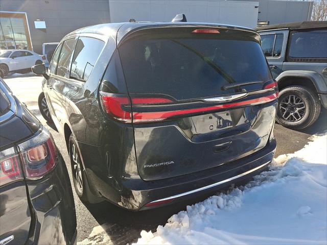 2024 Chrysler Pacifica Hybrid Select 2024 Chrysler Pacifica Hybrid Select