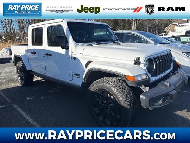 2024 Jeep Gladiator Nighthawk