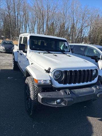 2024 Jeep Gladiator Nighthawk