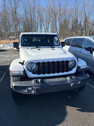 2024 Jeep Gladiator Nighthawk
