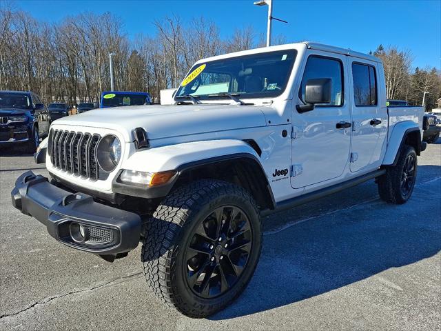 2024 Jeep Gladiator Nighthawk