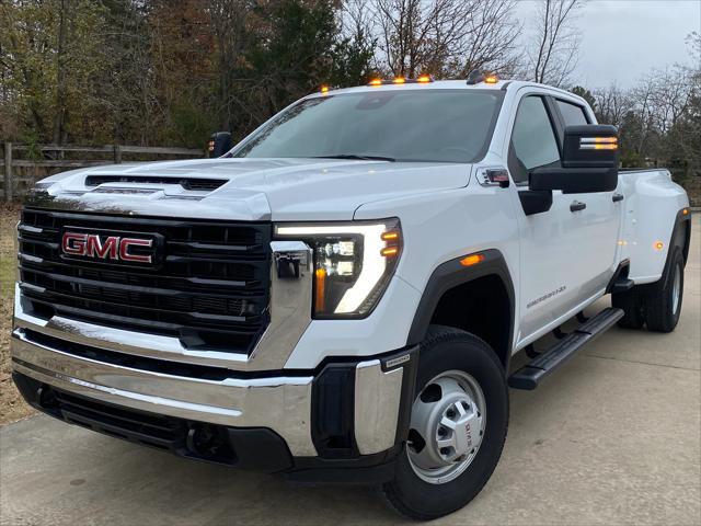 2024 GMC Sierra 3500HD 4WD Crew Cab Long Bed Pro 2024 GMC Sierra 3500HD 4WD Crew Cab Long Bed Pro