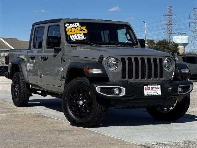 2023 Jeep Gladiator Sport S 4x4