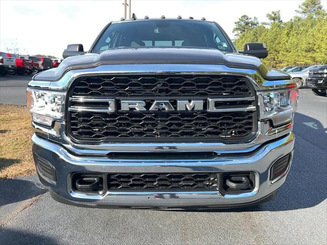 2022 RAM 2500 Tradesman Crew Cab 4x4 64 Box