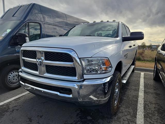 2017 RAM 2500 Tradesman Crew Cab 4x4 64 Box