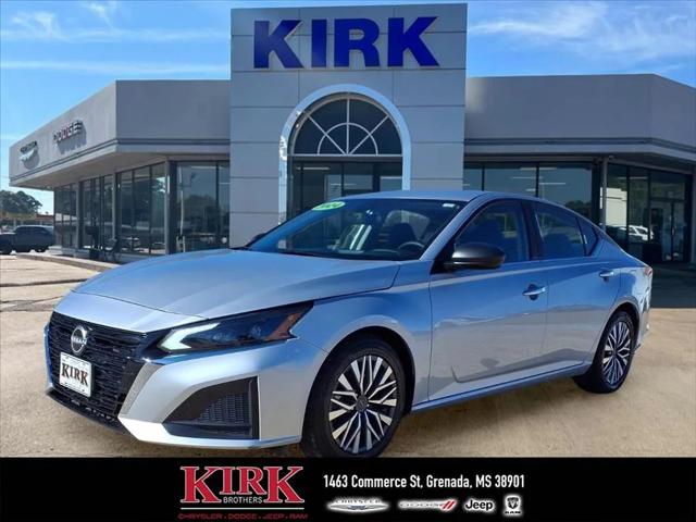 2024 Nissan Altima SV FWD