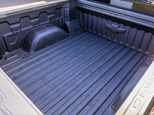 2026 Chevrolet Silverado 1500 4WD Crew Cab Standard Bed LT