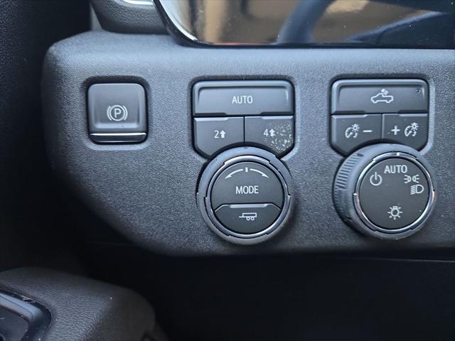 2026 Chevrolet Silverado 1500 4WD Crew Cab Short Bed LT with 2FL