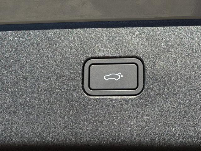 2026 Volvo EX30 Cross Country Ultra, Twin Motor Performance, Fully electric