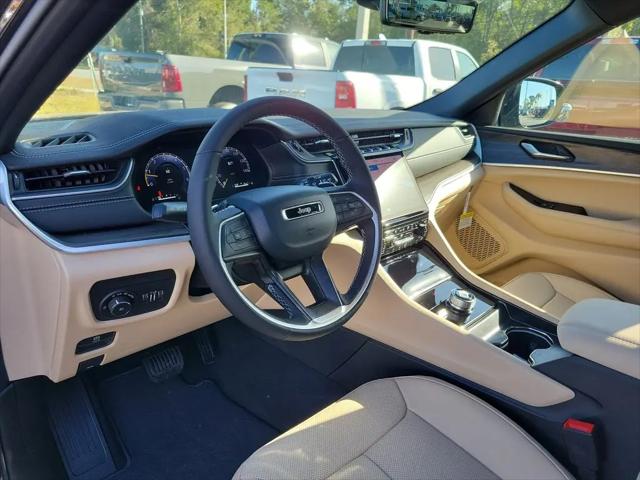 2025 Jeep Grand Cherokee L Limited 4x4