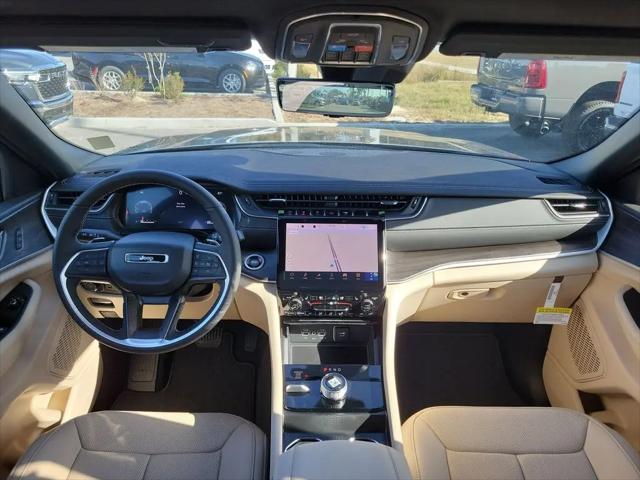 2025 Jeep Grand Cherokee L Limited 4x4