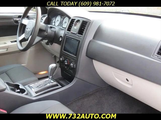2006 Chrysler 300 Base