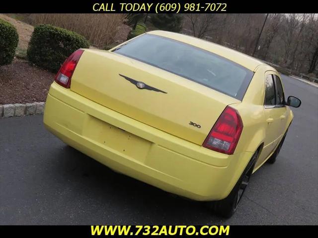 2006 Chrysler 300 Base