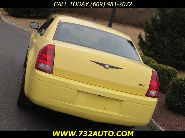 2006 Chrysler 300 Base