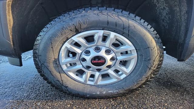 2026 GMC Sierra 2500HD Double Cab, Long Bed, Pro, RWD