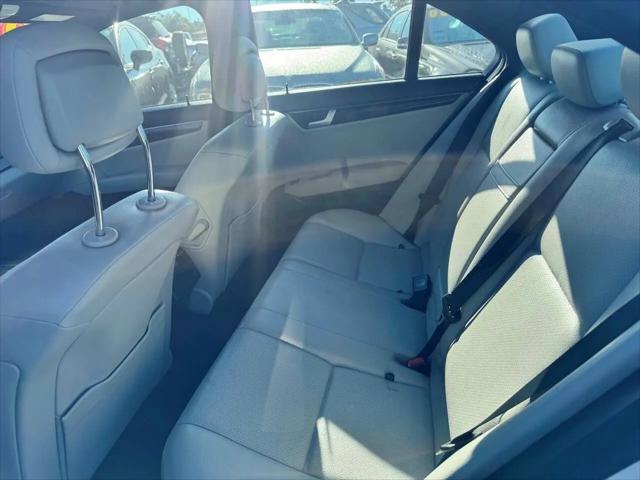 2012 Mercedes-Benz C 250 Sport