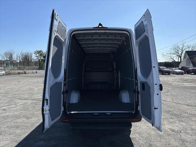 2026 Mercedes-Benz Sprinter 2500 High Roof 4-Cyl Diesel HO