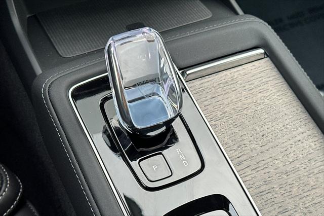 2026 Volvo XC90 Ultra Dark Theme, B6 AWD Gas (mild hybrid), Gasoline, 7 Seats