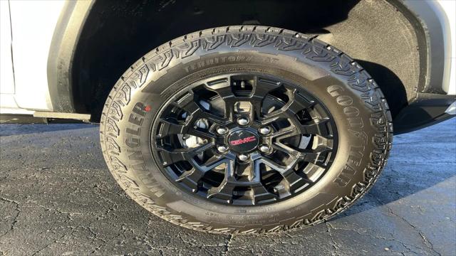 2026 GMC Canyon Elevation, 4WD