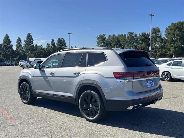 2026 Volkswagen Atlas SE with Technology