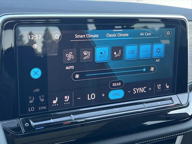 2026 Volkswagen Atlas SE with Technology