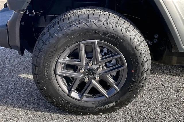 2026 Jeep Wrangler 4-Door Sport RHD 4x4