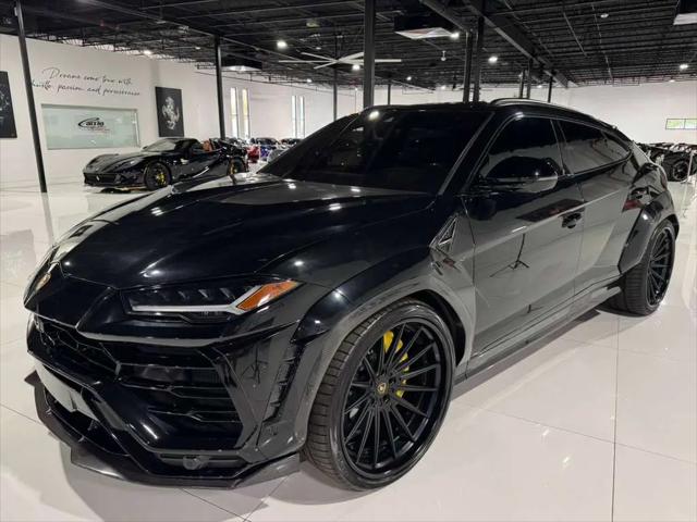 2021 Lamborghini Urus Standard