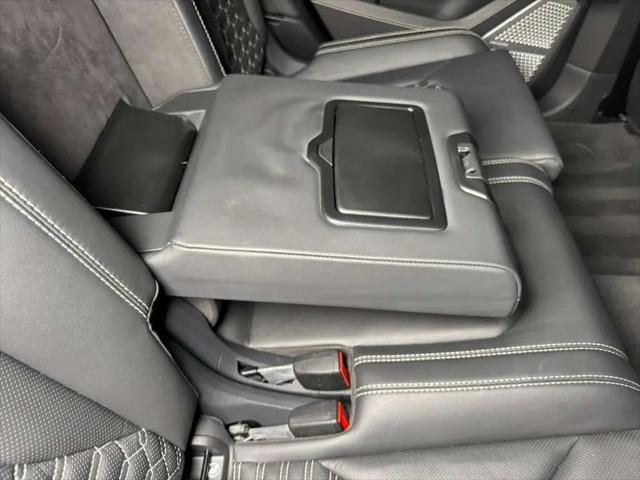 2021 Lamborghini Urus Standard