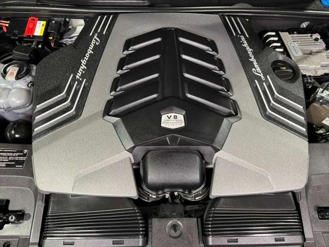 2021 Lamborghini Urus Standard