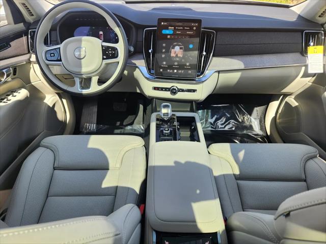 2026 Volvo XC90 Plug-In Hybrid Ultra, T8 AWD, Electric/Gasoline, Bright, 7 Seats