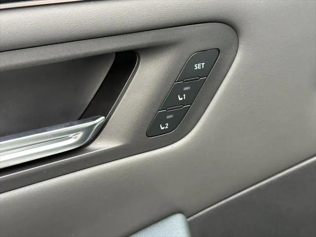 2026 Nissan LEAF PLATINUM+