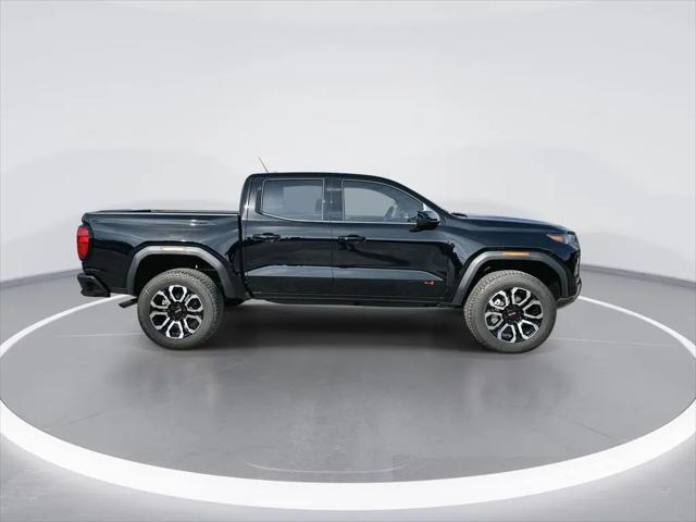 2026 GMC Canyon AT4, 4WD