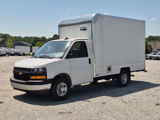 2025 Chevrolet Express Cutaway Work Van