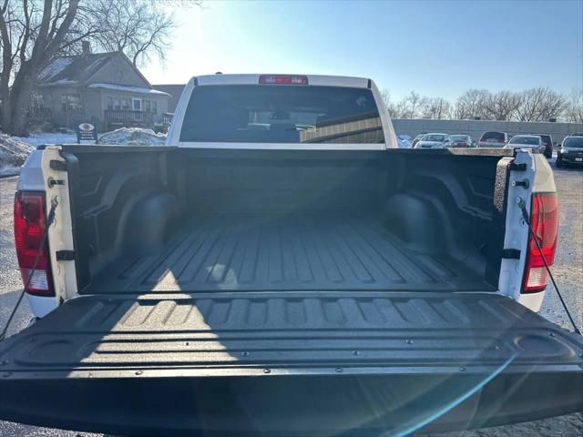 2019 Ram 1500 Classic Tradesman Crew Cab 4x4 5'7" Box