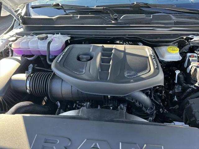 2026 Ram 1500 Tungsten Crew Cab 4x4 57 Box