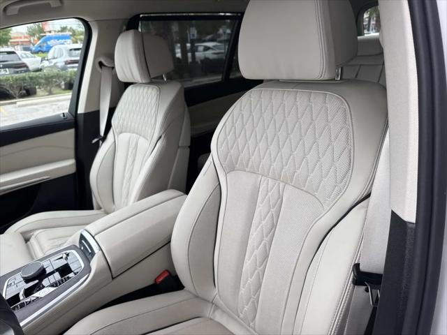 2026 BMW X7 xDrive40i