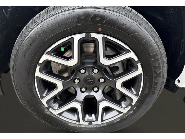 2026 Ram 1500 Laramie Crew Cab 4x4 5'7" Box