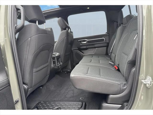 2026 Ram 1500 Big Horn Crew Cab 4x4 5'7" Box