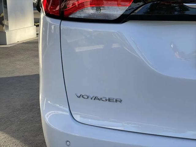 2026 Chrysler Voyager LX