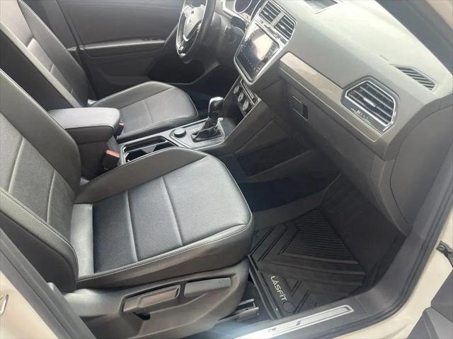 2021 Volkswagen Tiguan 2.0T SE R-Line Black