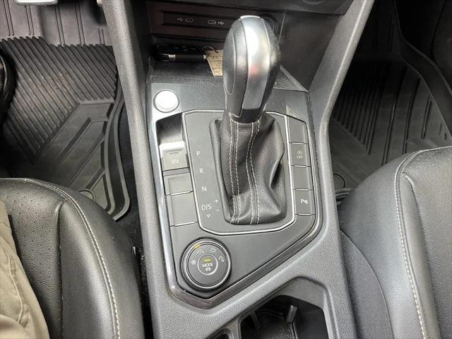 2021 Volkswagen Tiguan 2.0T SE R-Line Black