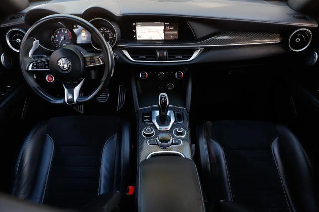 2022 Alfa Romeo Stelvio Quadrifoglio AWD