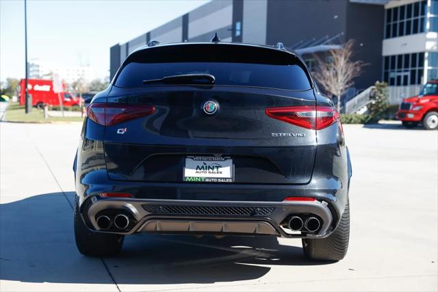 2022 Alfa Romeo Stelvio Quadrifoglio AWD