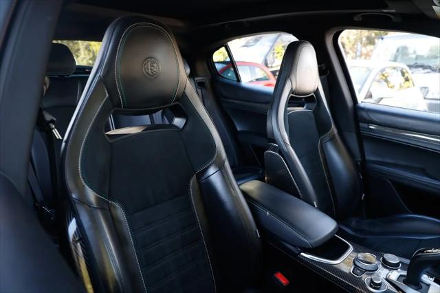 2022 Alfa Romeo Stelvio Quadrifoglio AWD