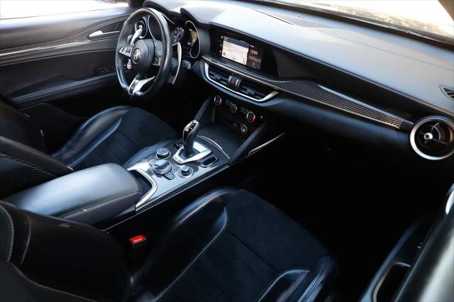 2022 Alfa Romeo Stelvio Quadrifoglio AWD