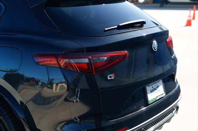 2022 Alfa Romeo Stelvio Quadrifoglio AWD