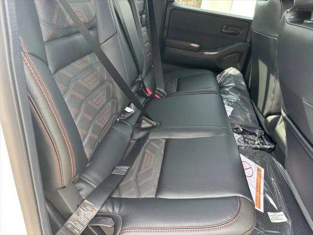 2026 Nissan Frontier Crew Cab PRO-4X 4x4