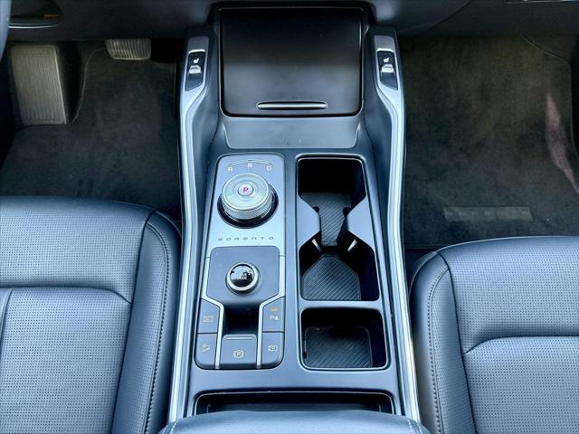 2025 Kia Sorento Hybrid EX
